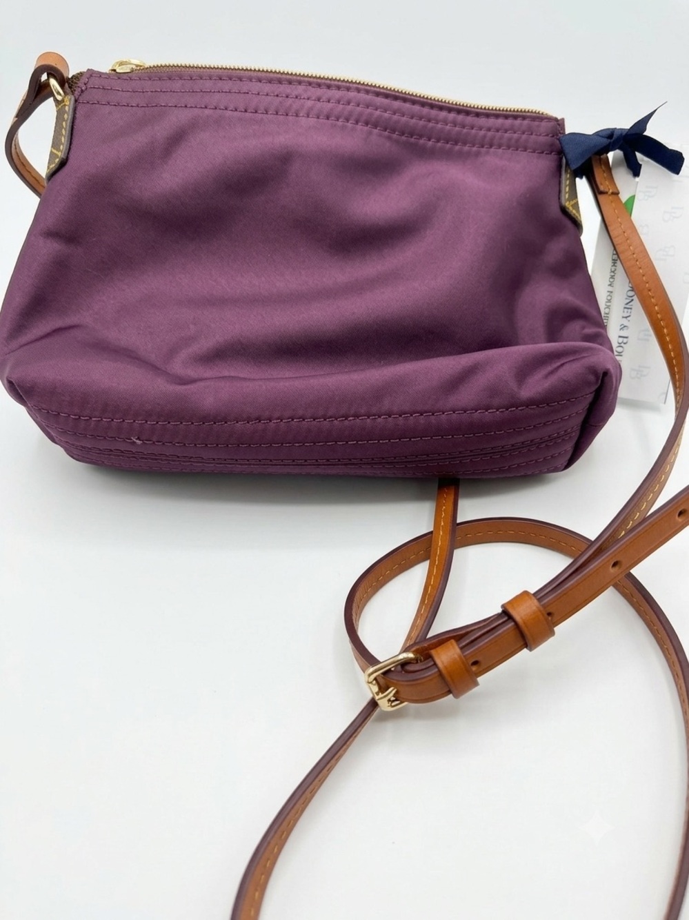 Vintage dooney & Bourke nylon & leather crossbody nwt - Picture 5 of 5